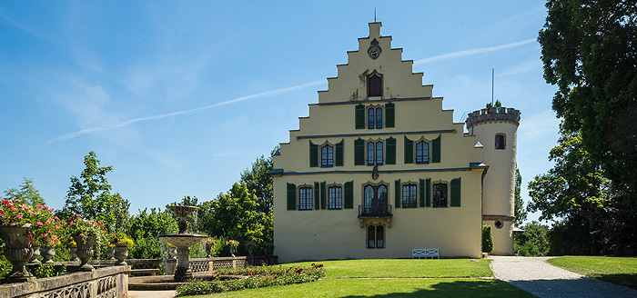 Bild: Schloss Rosenau